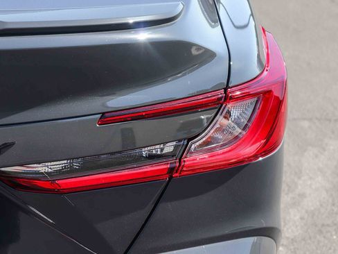 Certified 2025 Toyota Camry SE FWD image 8