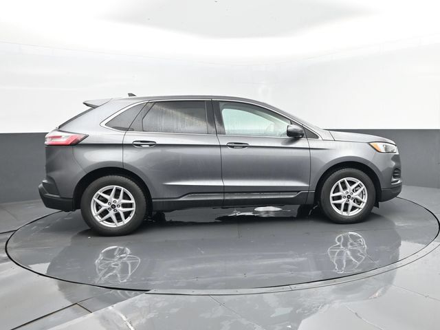 Used 2024 Ford Edge SEL AWD/4WD image 4