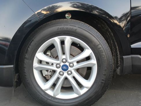 Used 2020 Ford Edge SEL AWD/4WD image 32