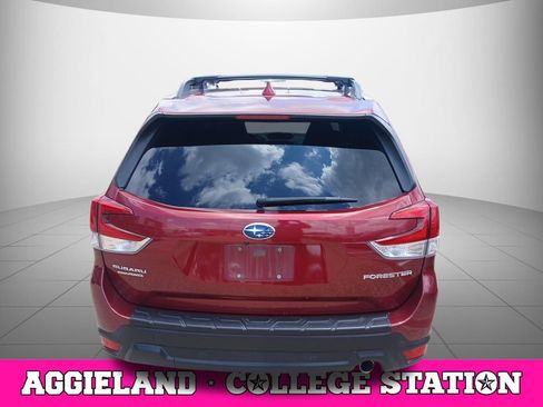 Used 2019 Subaru Forester Limited w/ Popular Package #3 AWD/4WD image 3
