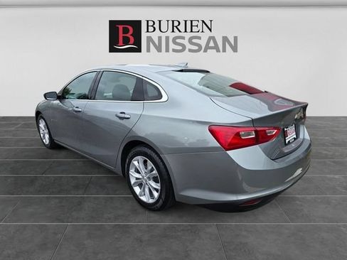 Used 2023 Chevrolet Malibu LT FWD image 11