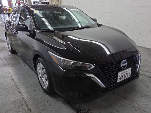 Used 2025 Nissan Sentra S FWD image 4
