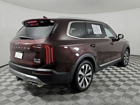 Used 2021 Kia Telluride EX w/ EX Premium Package image 4