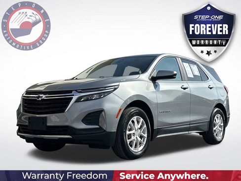 Certified 2024 Chevrolet Equinox LT image 1