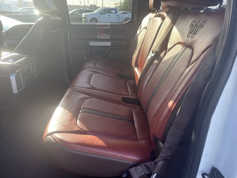 Used 2019 Ford F150 King Ranch w/ Equipment Group 601A Luxury AWD/4WD image 5