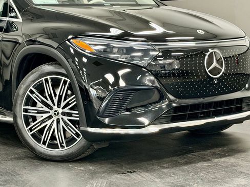 Certified 2023 Mercedes-Benz EQS 450+ SUV image 3