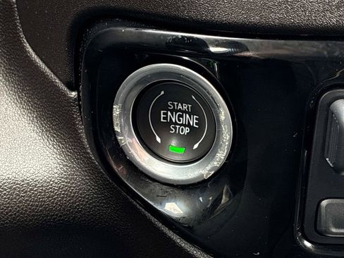 Used 2024 GMC Sierra 1500 Elevation AWD/4WD image 23