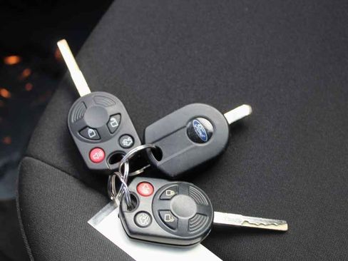 Used 2017 Ford Focus SE image 23