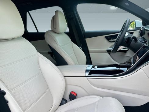Used 2023 Mercedes-Benz GLC 300 image 30