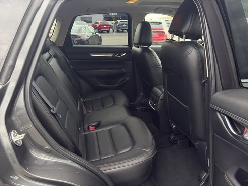 Used 2023 MAZDA CX-5 AWD 2.5 S w/ Premium Package image 17