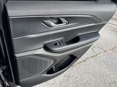 New 2025 Jeep Grand Cherokee Laredo w/ MOPAR Finishing Package image 16