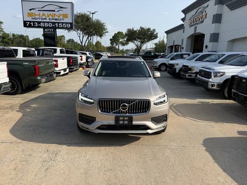 Used 2023 Volvo XC90 B5 Core AWD/4WD image 47