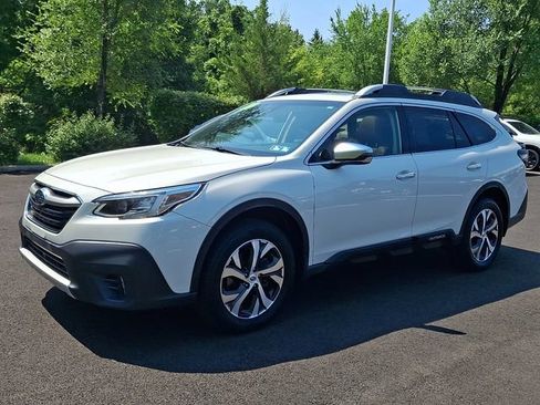 Used 2020 Subaru Outback Touring XT AWD/4WD image 3