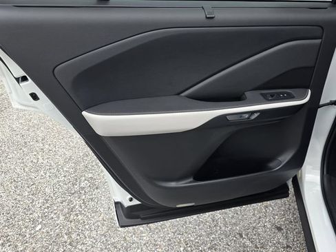 New 2026 Lexus TX 500h AWD image 38