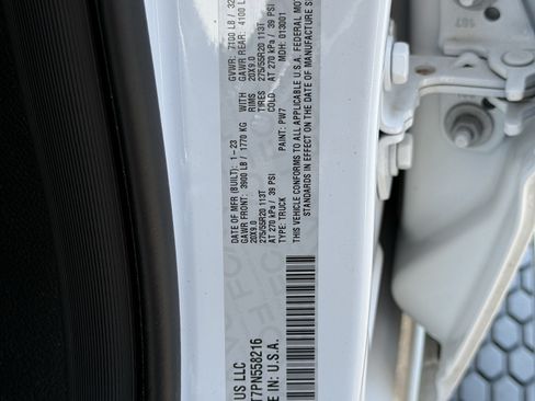Used 2023 RAM 1500 Laramie AWD/4WD image 37