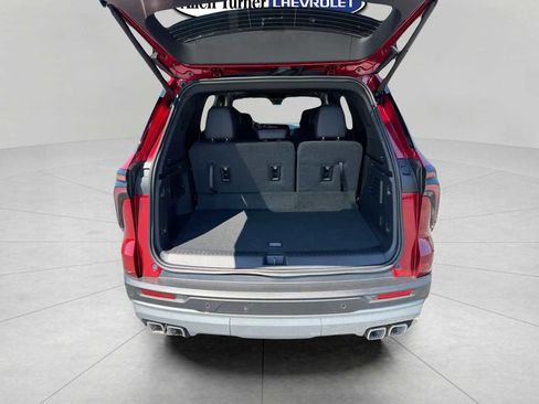 New 2026 Chevrolet Traverse Z71 w/ Driver Confidence Package AWD/4WD image 7