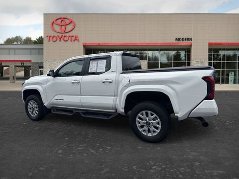 Certified 2024 Toyota Tacoma SR5 RWD image 7
