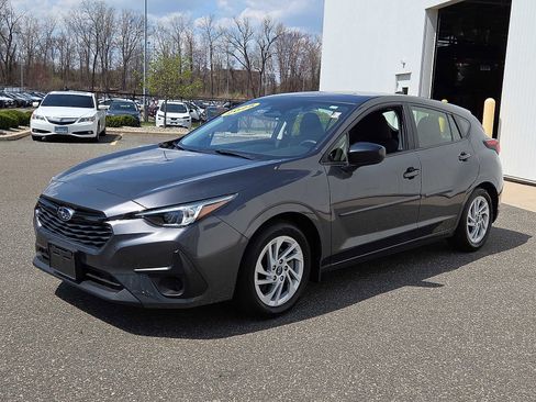 Certified 2025 Subaru Impreza 2.0i image 3