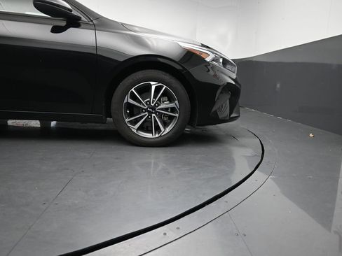 Used 2023 Kia Forte LXS FWD image 11