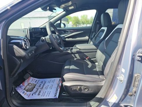 New 2025 Chevrolet Blazer EV LT image 18