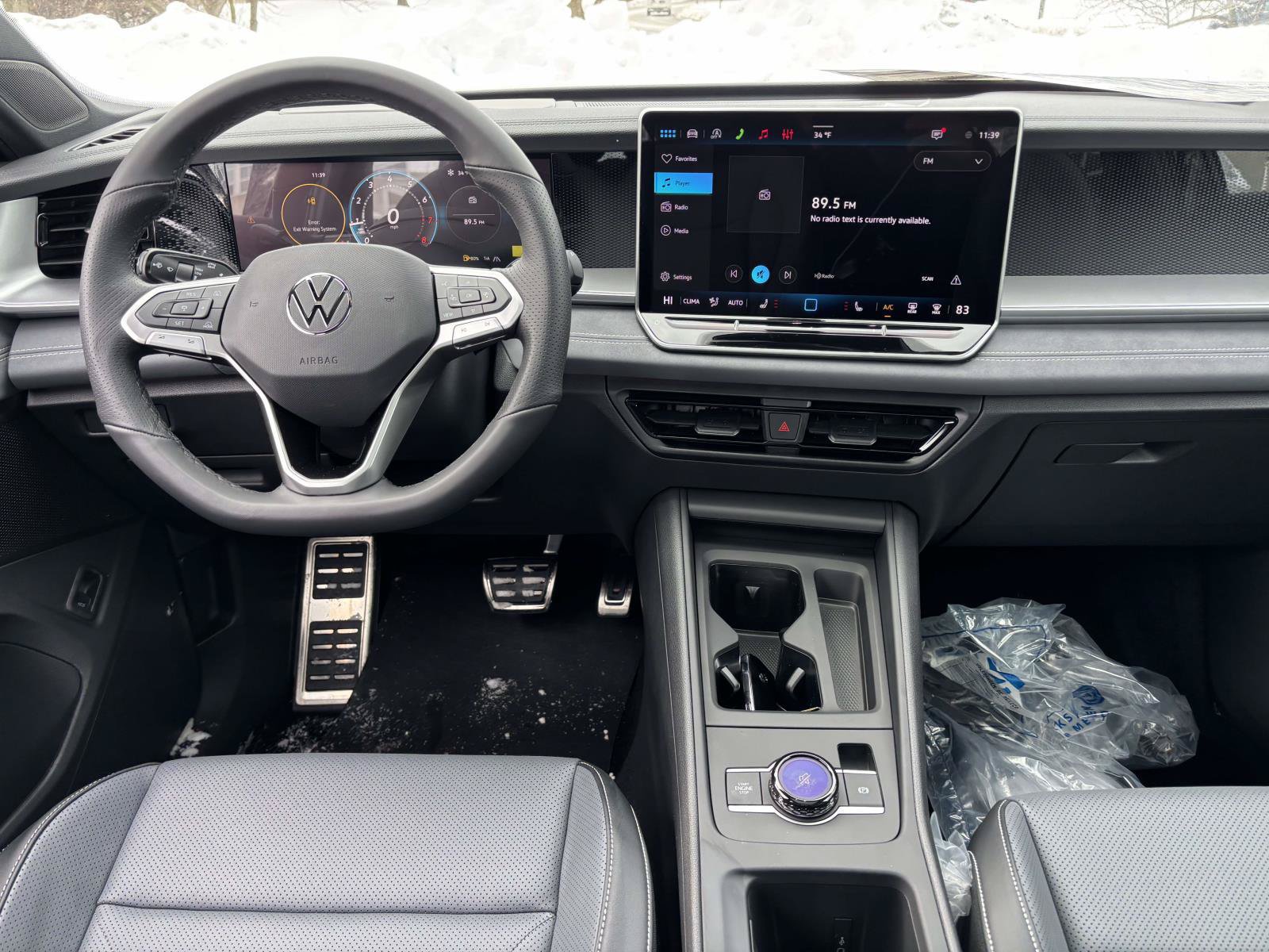 New 2026 Volkswagen Tiguan SE R-Line AWD/4WD image 28