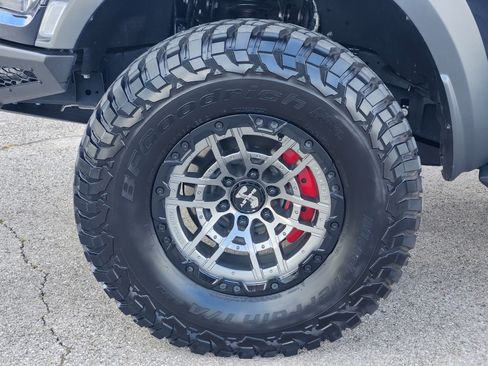 Used 2022 Ford F150 Raptor w/ Convenience Package AWD/4WD image 10