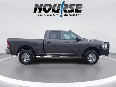 Used 2020 RAM 2500 Tradesman w/ Chrome Appearance Group image 9
