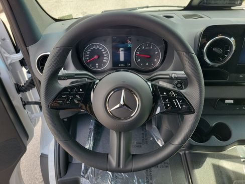 New 2026 Mercedes-Benz Sprinter 2500 image 26