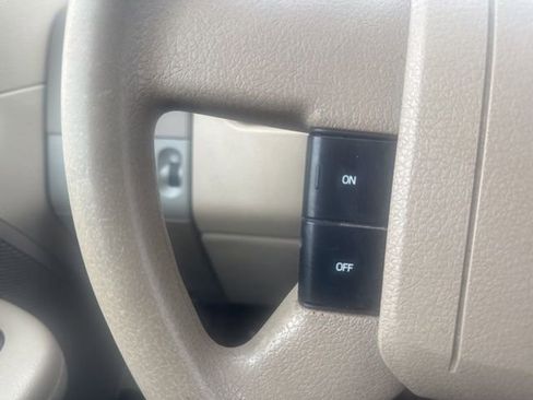 Used 2005 Ford F150 STX image 31