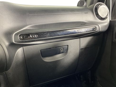 Used 2014 Jeep Wrangler Unlimited Sahara AWD/4WD image 27