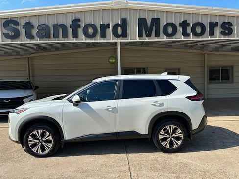 Used 2022 Nissan Rogue SV image 8