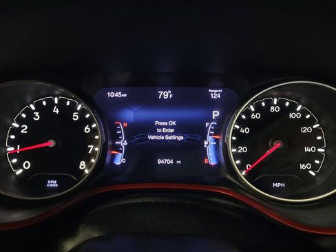Used 2020 Jeep Compass Trailhawk AWD/4WD image 23