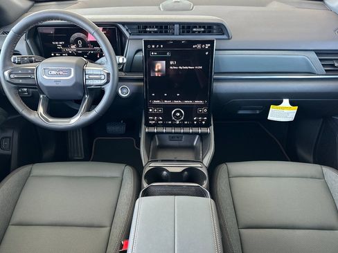 New 2026 GMC Terrain AT4 w/ Technology Package II AWD/4WD image 12