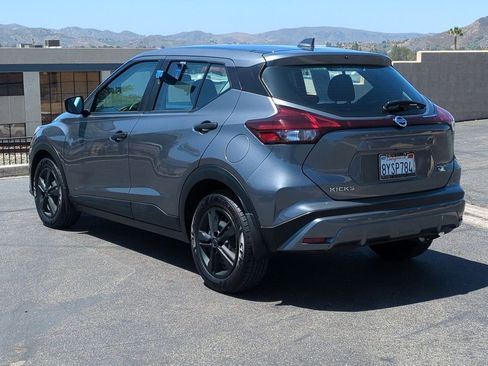 Certified 2021 Nissan Kicks S FWD image 8