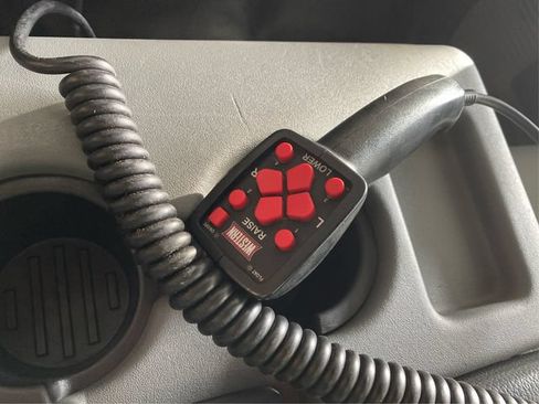 Used 2015 Ford F250 XL w/ Power Equipment Group AWD/4WD image 28