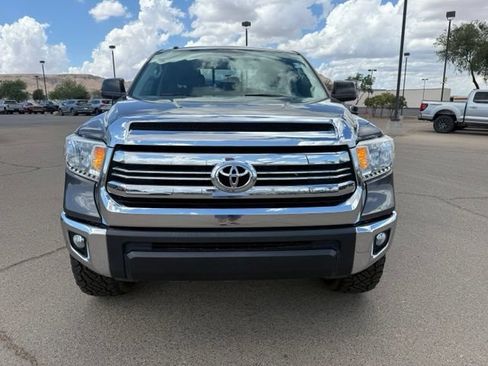 Used 2017 Toyota Tundra SR5 RWD image 2