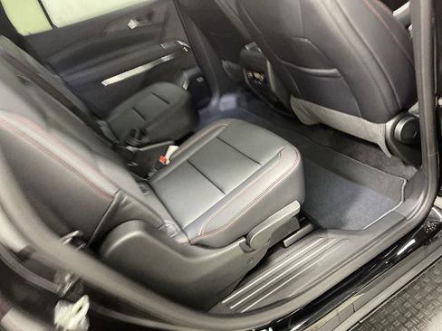 New 2026 Chevrolet Traverse Z71 w/ Enhanced Driving Package image 16