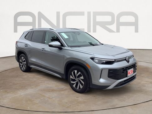 New 2026 Volkswagen Tiguan S FWD image 2