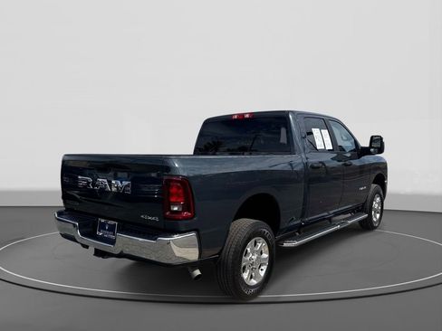 Used 2025 RAM 2500 Big Horn AWD/4WD image 4