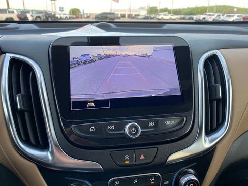 Used 2024 Chevrolet Equinox Premier FWD image 19