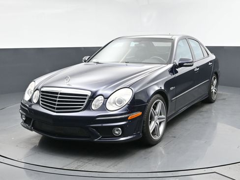 Used 2008 Mercedes-Benz E 63 AMG Sedan image 1