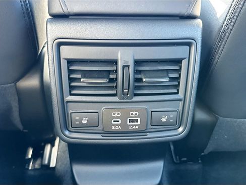 New 2026 Subaru Outback Limited AWD/4WD image 32