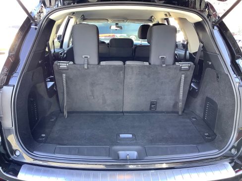 Used 2020 Nissan Pathfinder S image 14