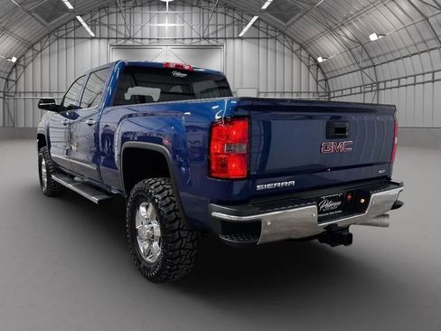 Used 2016 GMC Sierra 2500 SLT w/ Duramax Plus Package image 4