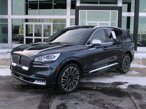 Used 2022 Lincoln Aviator Black Label w/ Dynamic Handling Package image 3