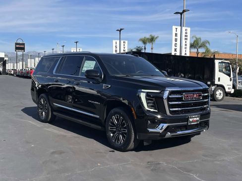 New 2026 GMC Yukon XL Elevation image 3