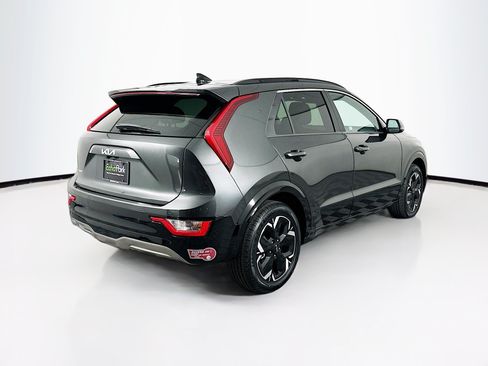 Used 2024 Kia Niro Wind FWD image 9