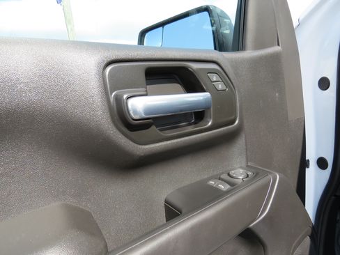 Used 2025 Chevrolet Silverado 1500 W/T RWD image 14