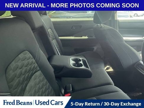 Used 2024 Nissan Pathfinder SV AWD/4WD image 6