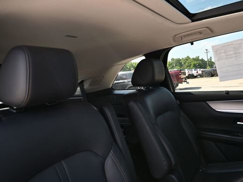 Used 2024 MAZDA CX-90 3.3 Turbo w/ Premium Package AWD/4WD image 37